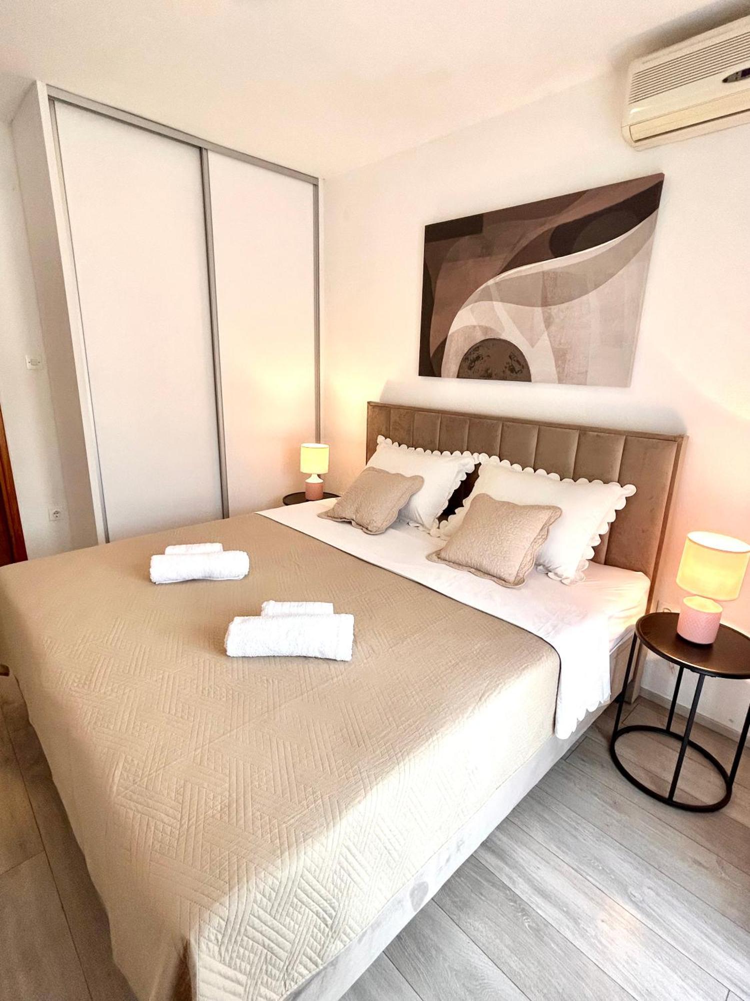 Apartman Zorka Povlja  Luaran gambar