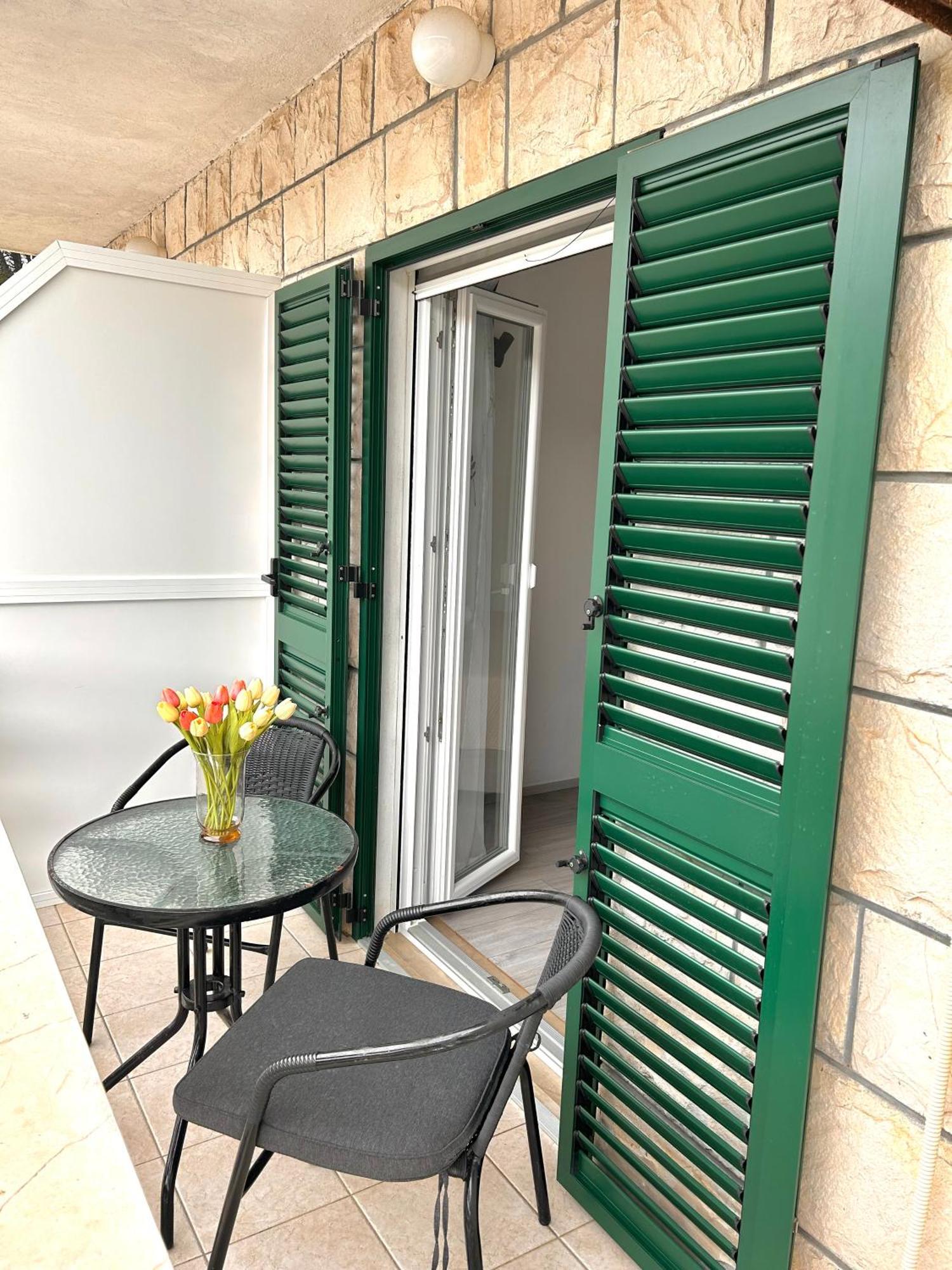 Apartman Zorka Povlja  Luaran gambar