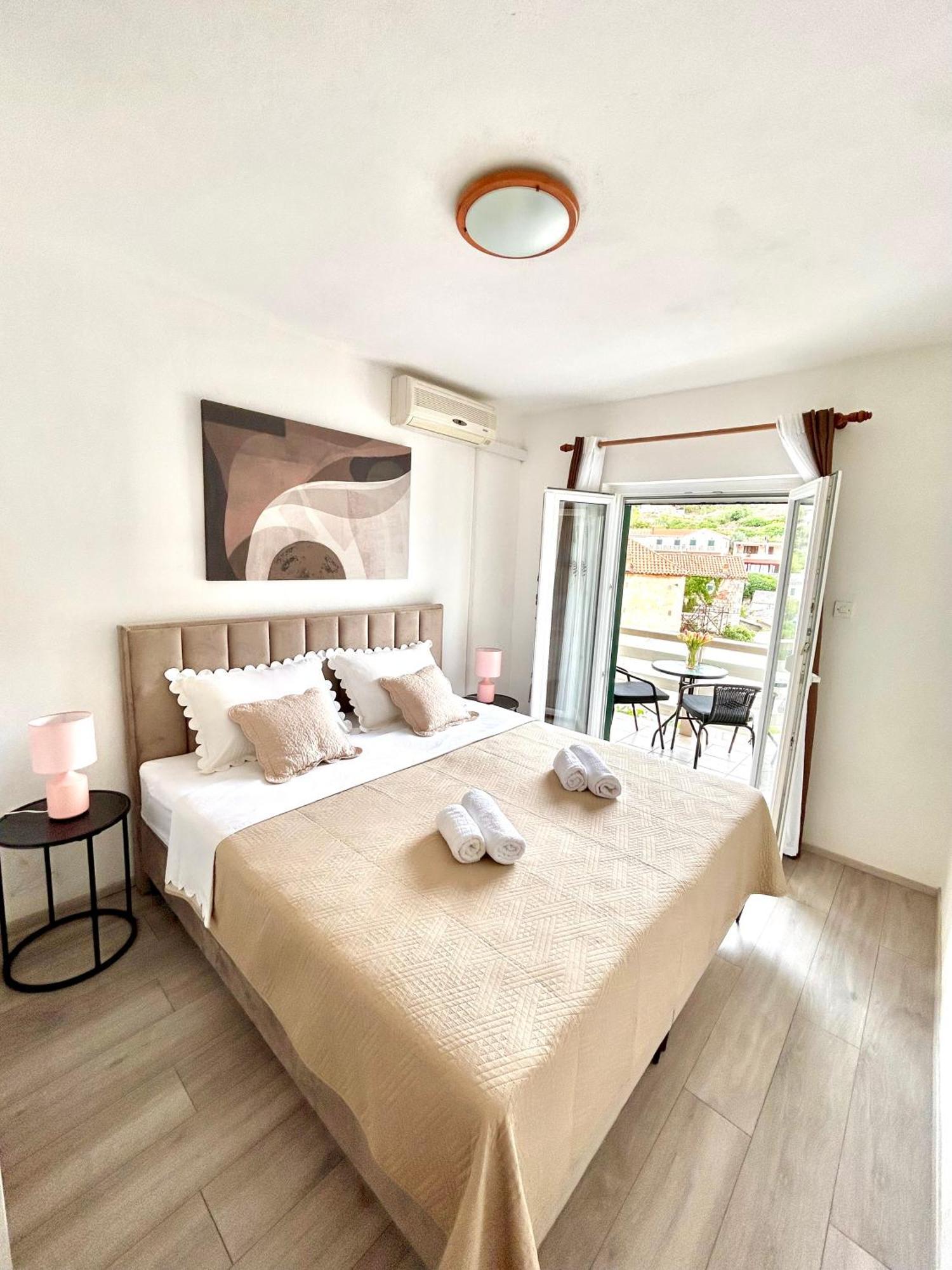 Apartman Zorka Povlja  Luaran gambar