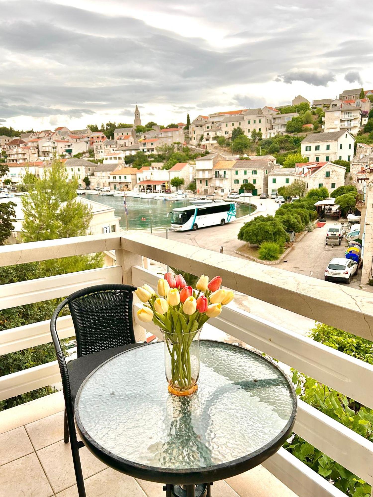 Apartman Zorka Povlja  Luaran gambar